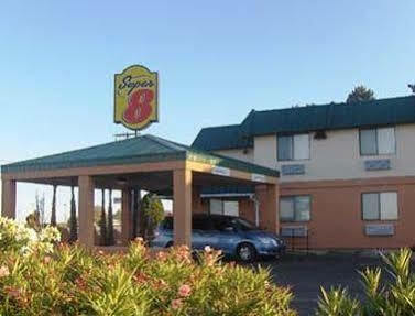 Super 8 By Wyndham - White Sands 2*