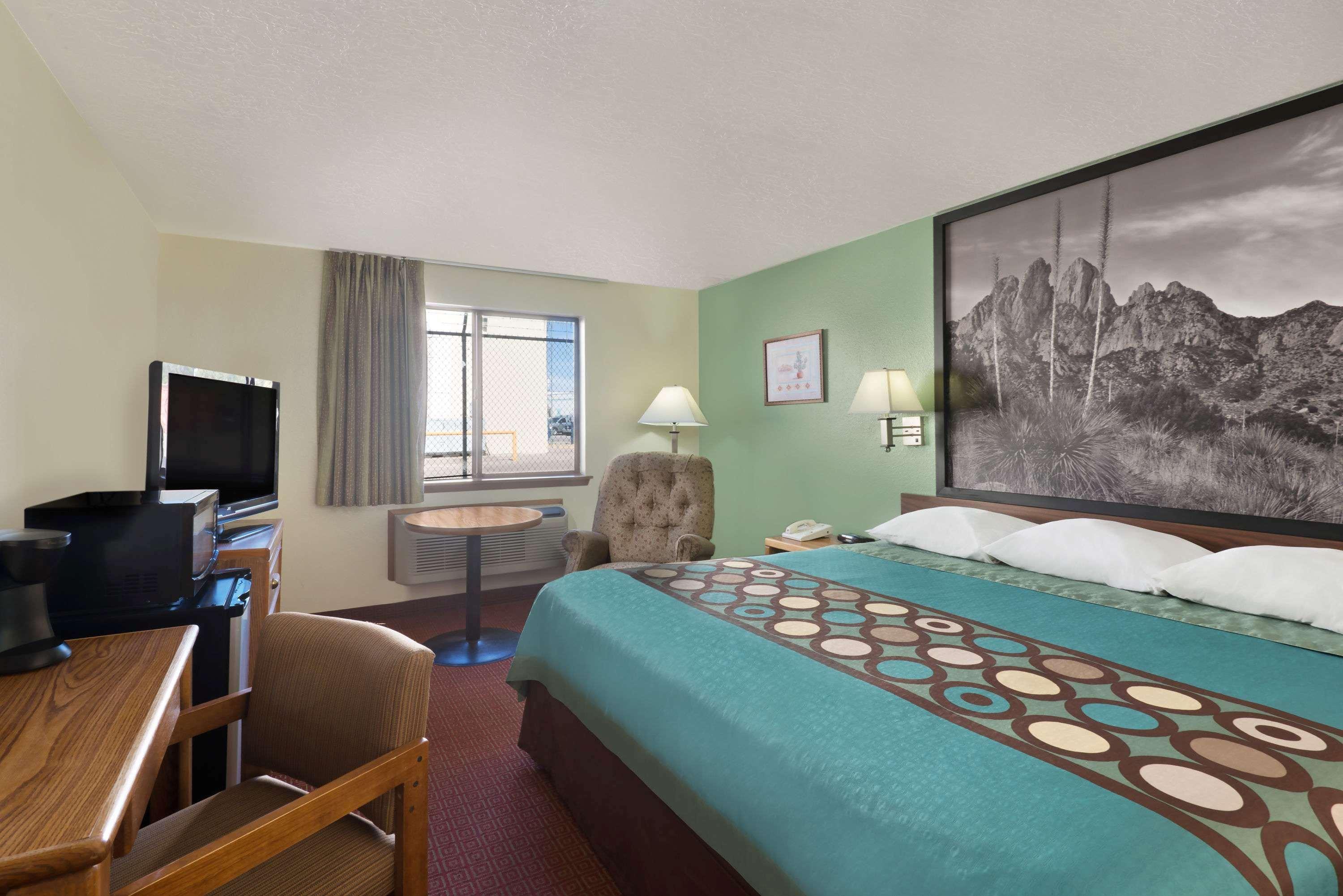 Hotel Super 8 By Wyndham - White Sands Alamogordo