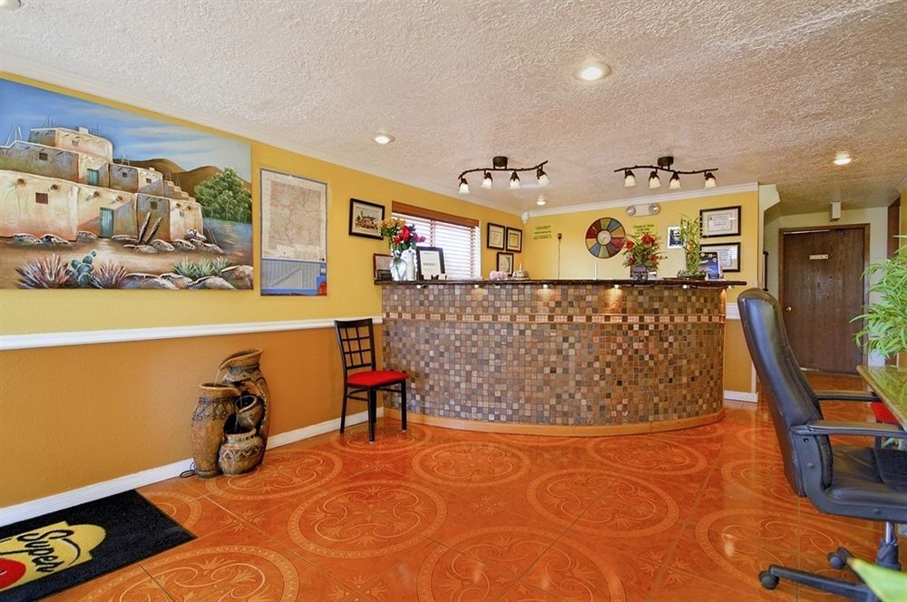 Hotel Super 8 By Wyndham - White Sands 2*