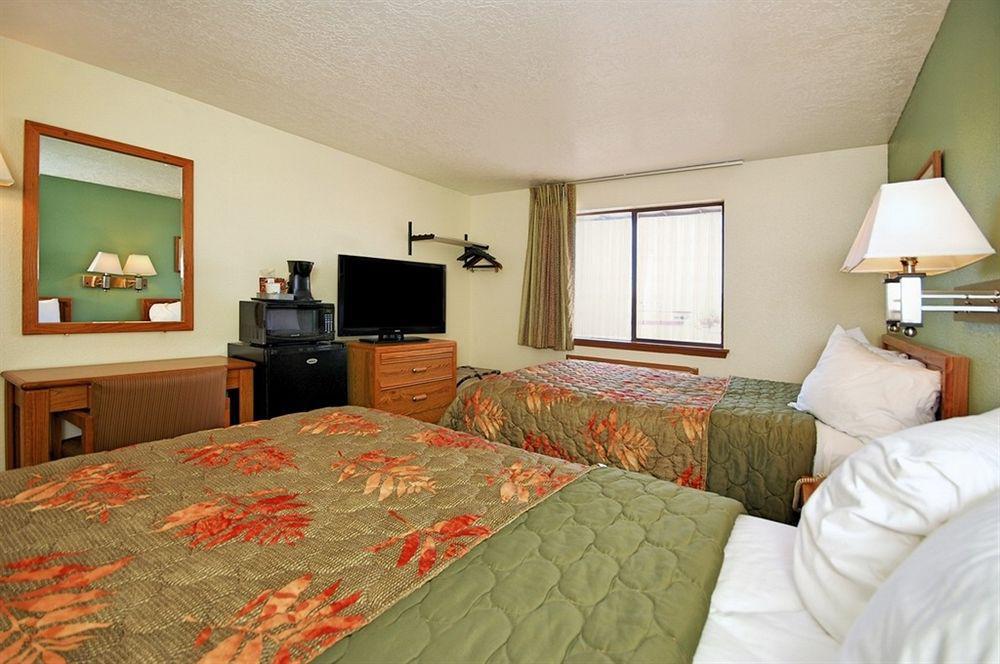 Super 8 By Wyndham - White Sands Alamogordo